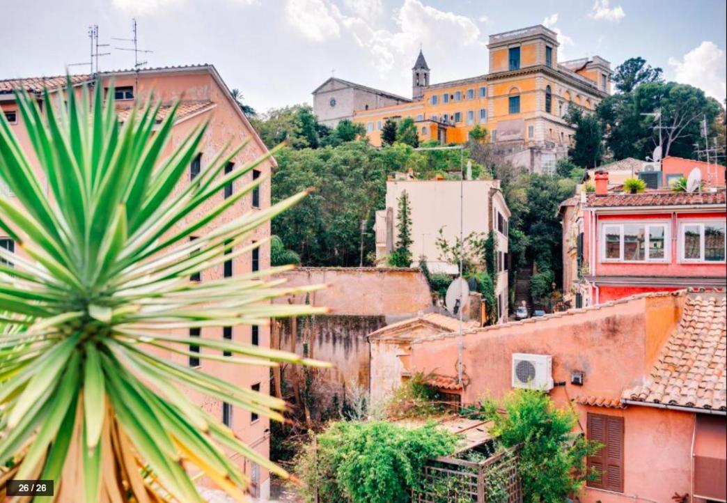 Luxury Art Apartment In Trastevere With Terrace Rome Exterior photo